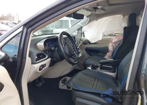 2021 Chrysler Pacifica Touring L Awd z USA, uszkodzony, nr VIN 2C4RC3BG4MR511135